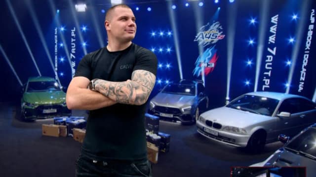 Ile Budda zarobił na loterii 7 aut i jak to zmieniło jego życie Ile Budda zarobił na loterii 7 aut i jak to zmieniło jego życie